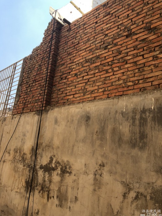 104226ioc99sk1qucur071.jpg