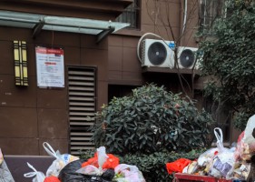 沛县城管局：汉城国际二期垃圾成山，文明城市创建结束了？